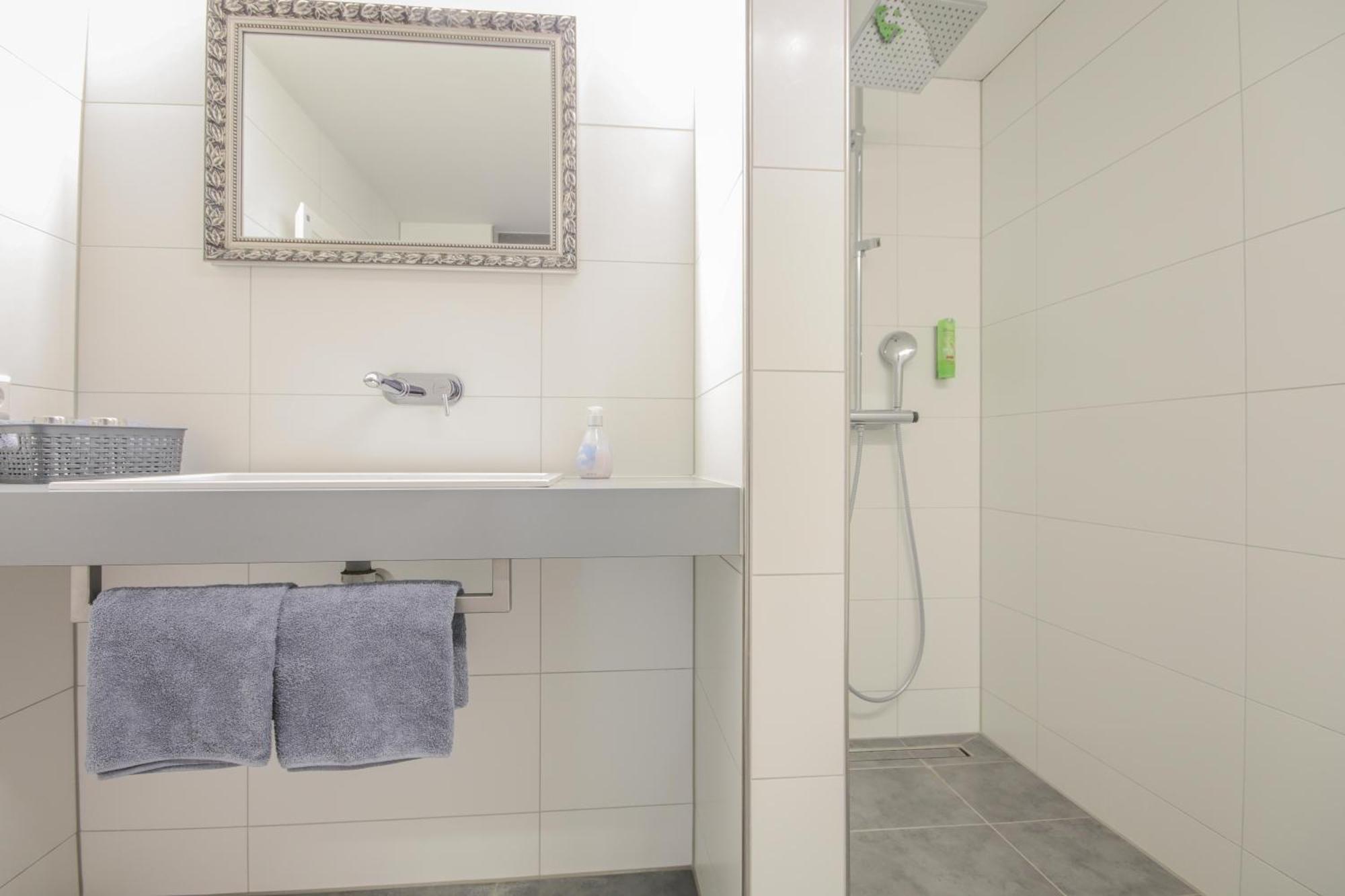 Haus Ella Apartman Stuhlingen Kültér fotó